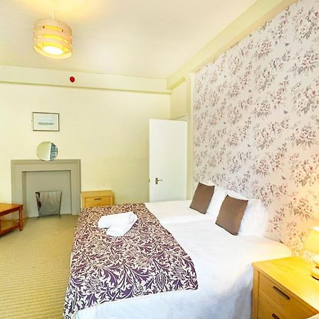 Kirkhill Estate Rooms Gorebridge Eksteriør bilde