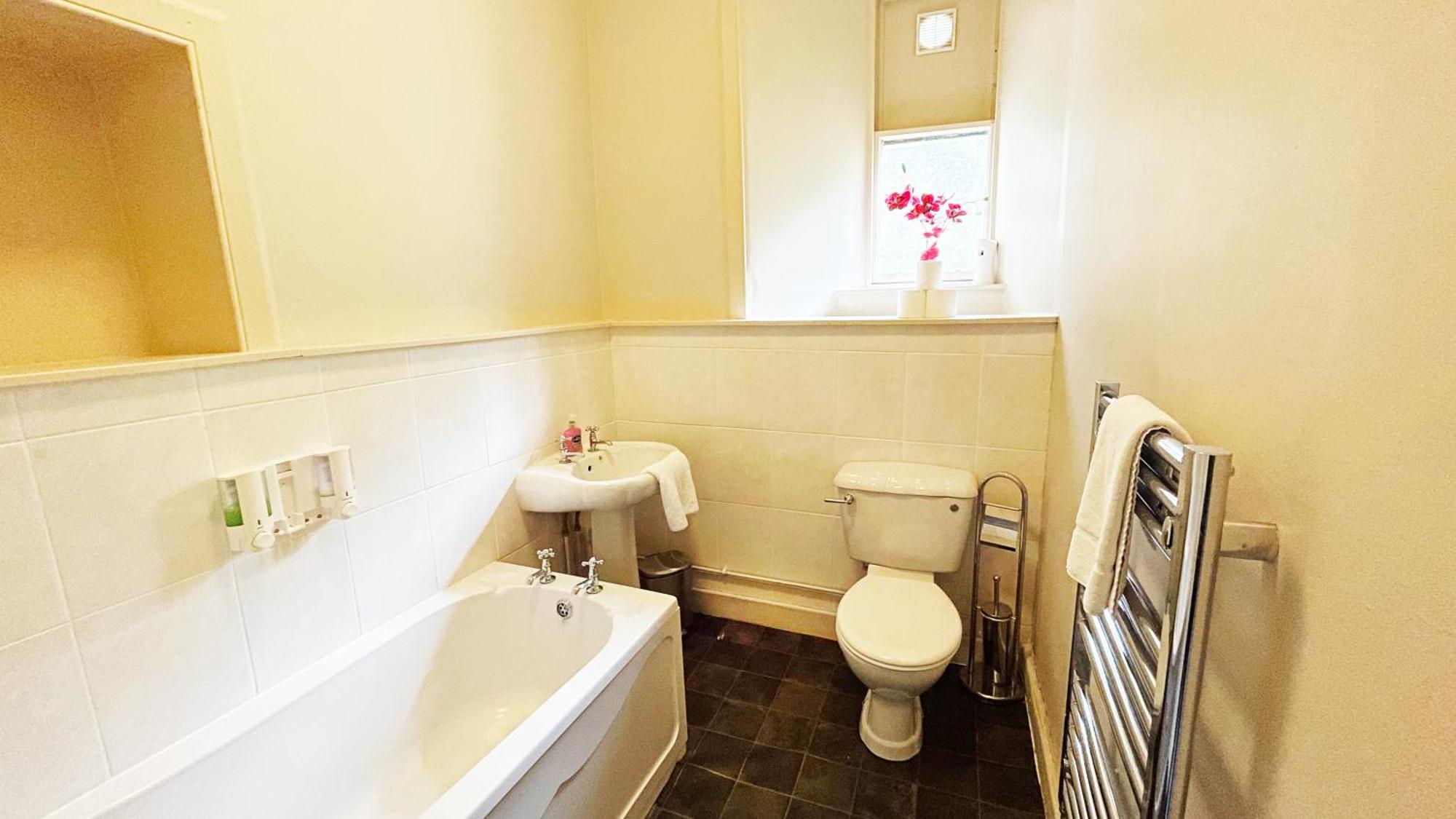 Kirkhill Estate Rooms Gorebridge Eksteriør bilde